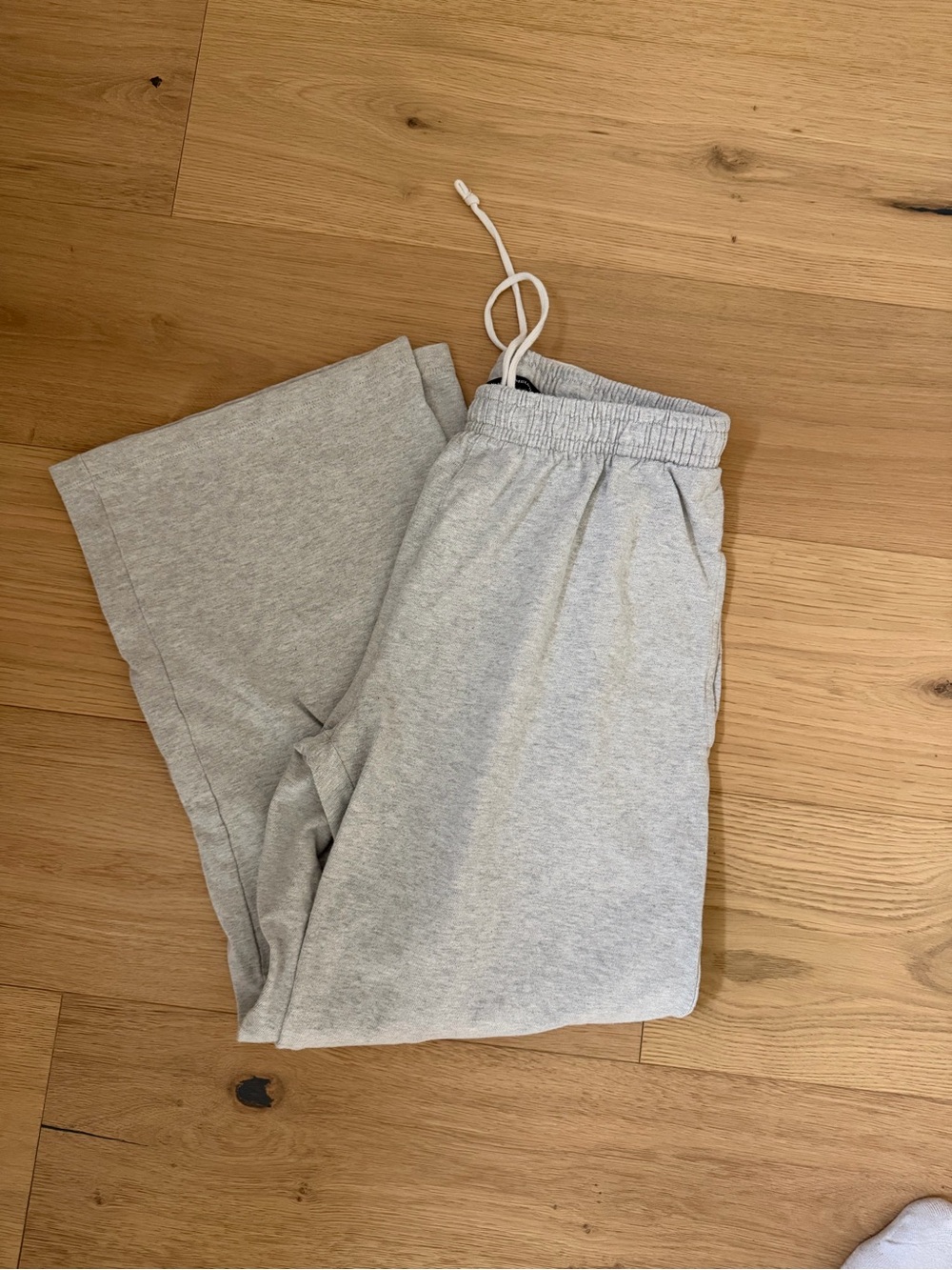 Brandy Melville Light Gray Kids Sweatpants with Drawstring